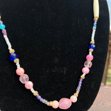 Load image into Gallery viewer, Pinks Necklace
